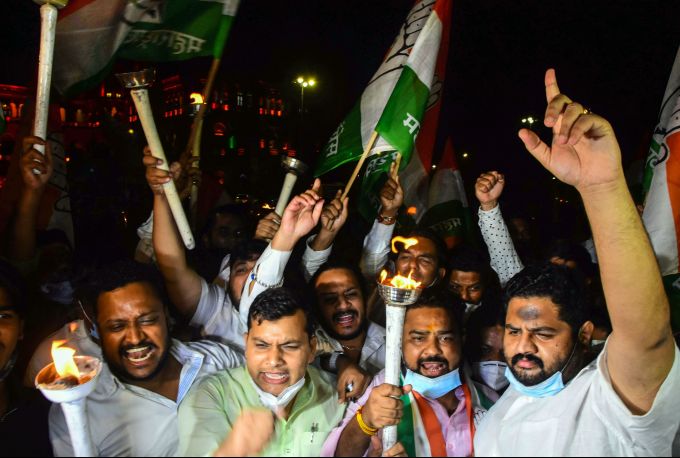 News In Photos (30 December 2020) | Photos Of Top News Today - Oneindia Gallery News In Photos (30 December 2020) | Photos Of Top News Today - Oneindia Gallery