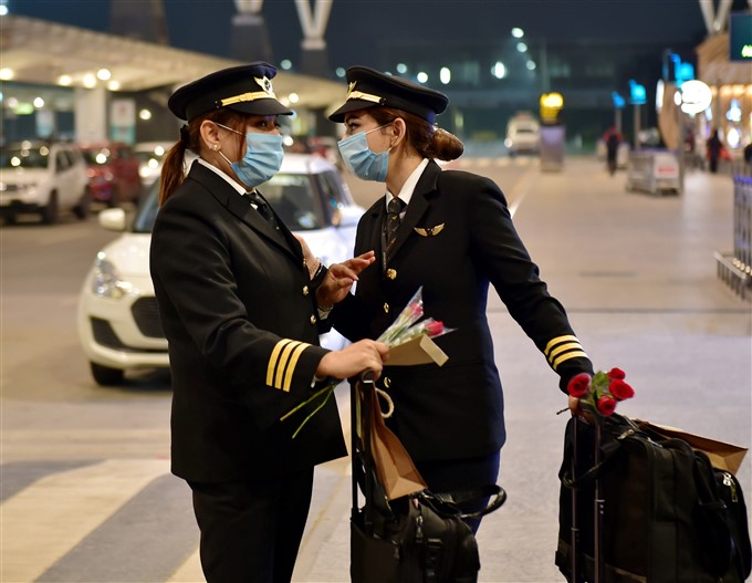 capt-papagari-thanmai-l-captain-shivani-