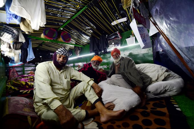News In Photos (1 January 2021) | Photos Of Top News Today - Oneindia Gallery News In Photos (1 January 2021) | Photos Of Top News Today - Oneindia Gallery