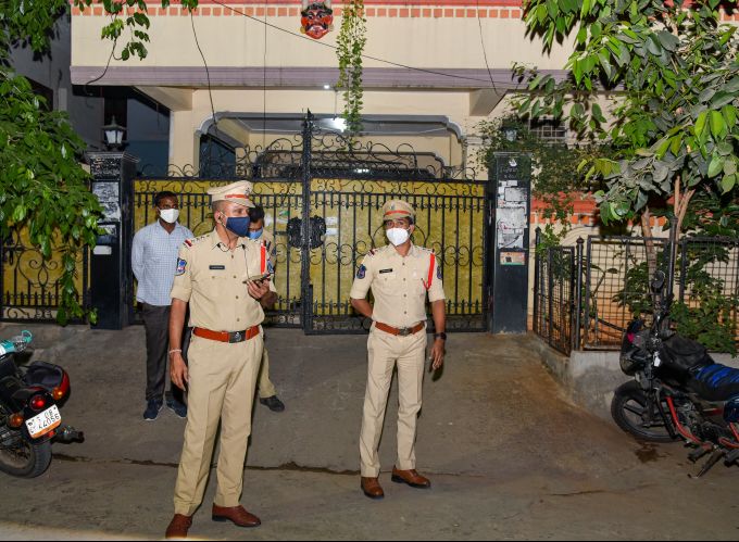News In Photos (31 March 2021) | Photos Of Top News Today - Oneindia Gallery News In Photos (31 March 2021) | Photos Of Top News Today - Oneindia Gallery