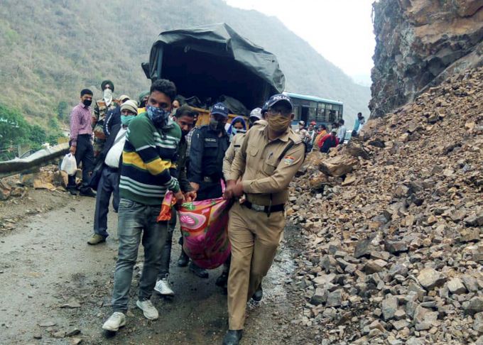 News In Photos (4 May 2021) | Photos Of Top News Today - Oneindia Gallery News In Photos (4 May 2021) | Photos Of Top News Today - Oneindia Gallery