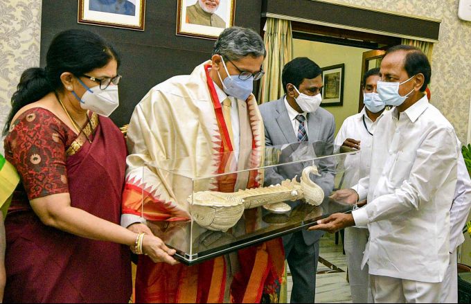 News In Photos (11 June 2021) | Photos Of Top News Today - Oneindia Gallery News In Photos (11 June 2021) | Photos Of Top News Today - Oneindia Gallery