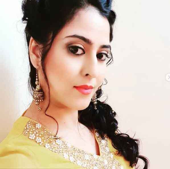 असल जिंदगी में बबीता जी से अधिक खूबसूरत हैं TMKOC फेम बाघा की बावरी