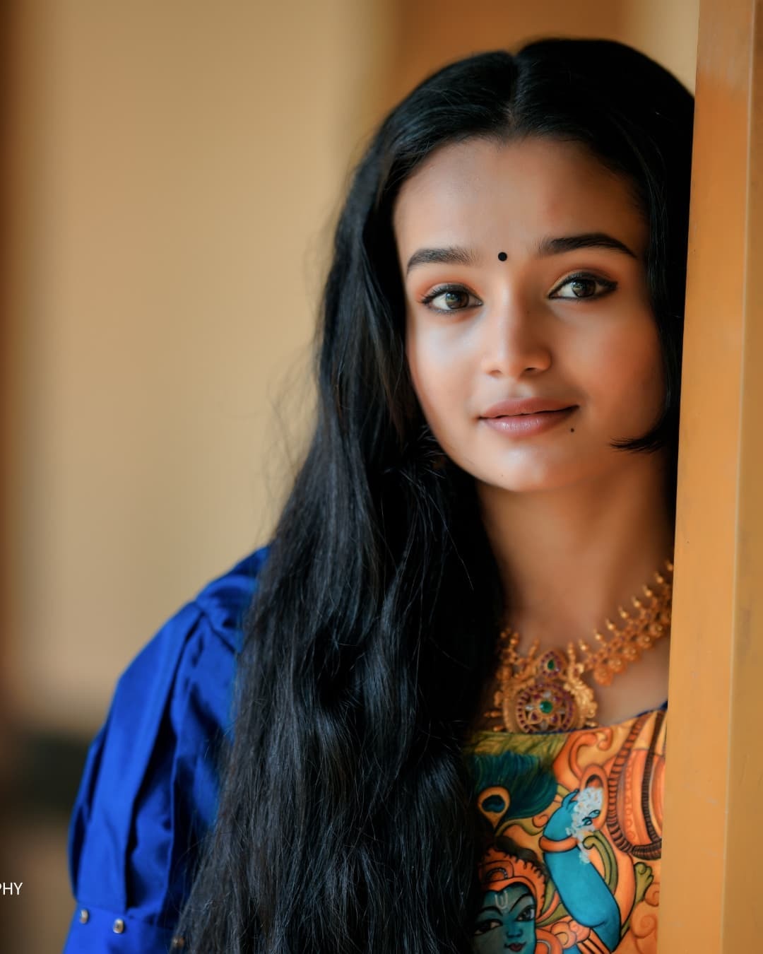 Top Singer Anchor Meenakshi Anoop's New Stills Shows Her Long Hair