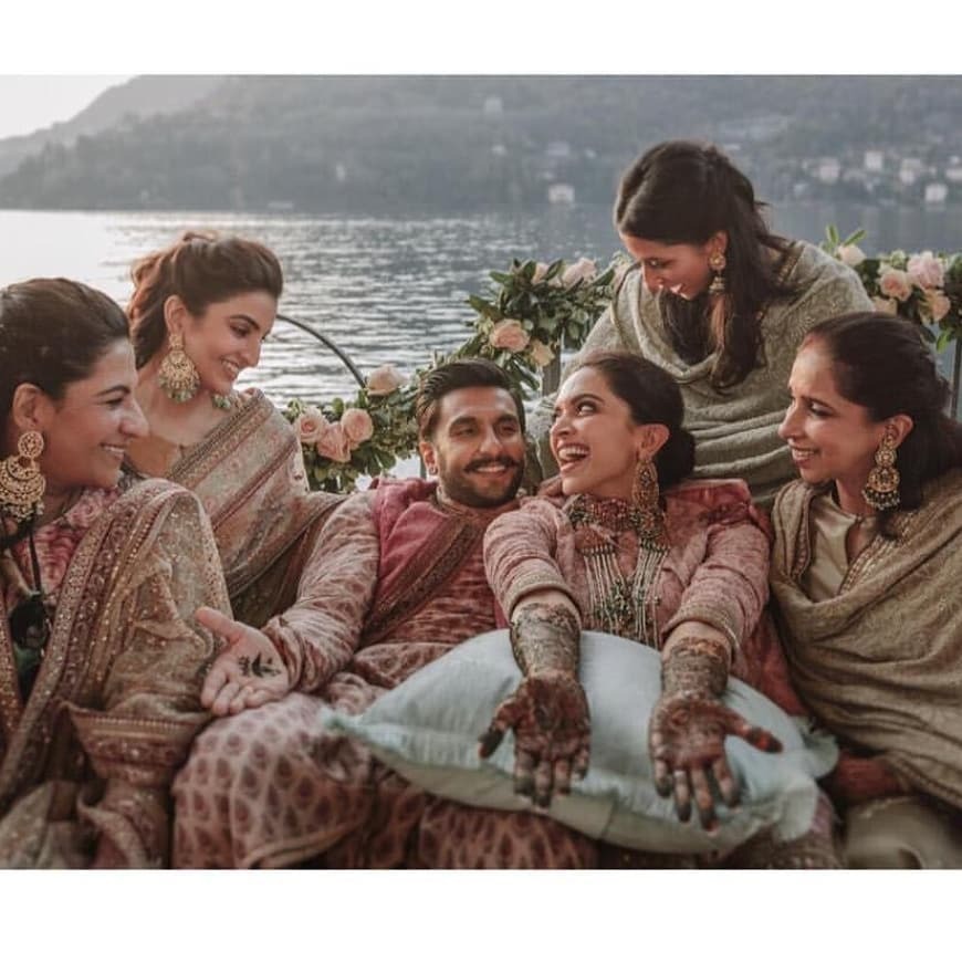 खूबसूरती के मामले में भाभी दीपिका को टक्कर देती हैं रणवीर सिंह की बहन रितिका, देखें Photos