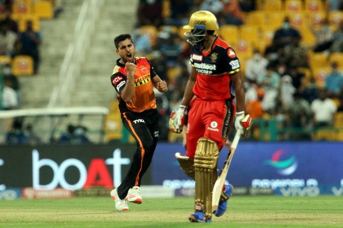 News In Photos (6 October 2021) | Photos Of Top News Today - Oneindia Gallery News In Photos (6 October 2021) | Photos Of Top News Today - Oneindia Gallery