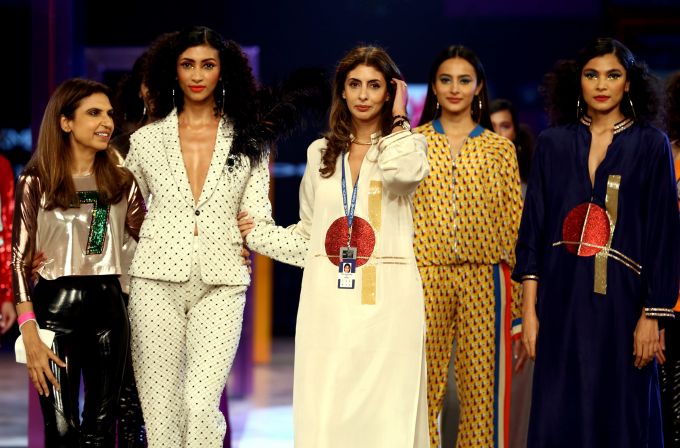 News In Photos (7 October 2021) | Photos Of Top News Today - Oneindia Gallery News In Photos (7 October 2021) | Photos Of Top News Today - Oneindia Gallery