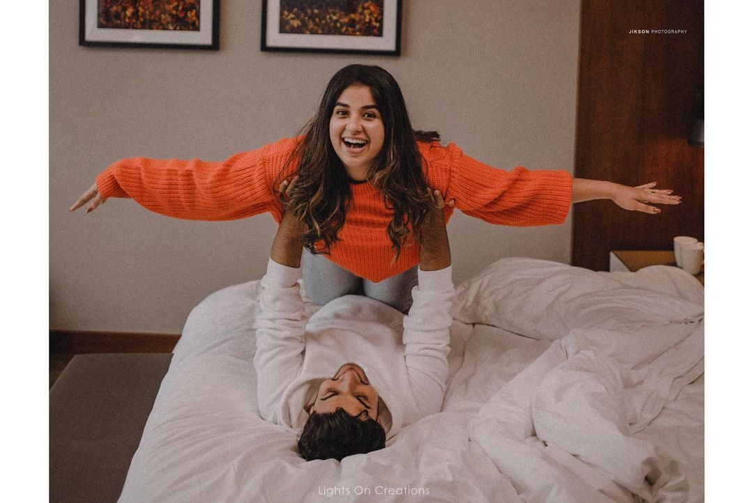 Television Anchor Jeeva Joseph and His Wife Aparana Thomas Latest