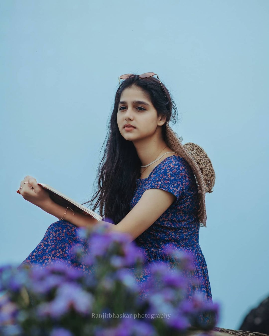 మరీ ఇంత క్యూట్గా ఉంటే తట్టుకోవడం కష్టం తల్లోయ్ (ఫొటోలు) మరీ ఇంత క్యూట్గా ఉంటే తట్టుకోవడం కష్టం తల్లోయ్ (ఫొటోలు)