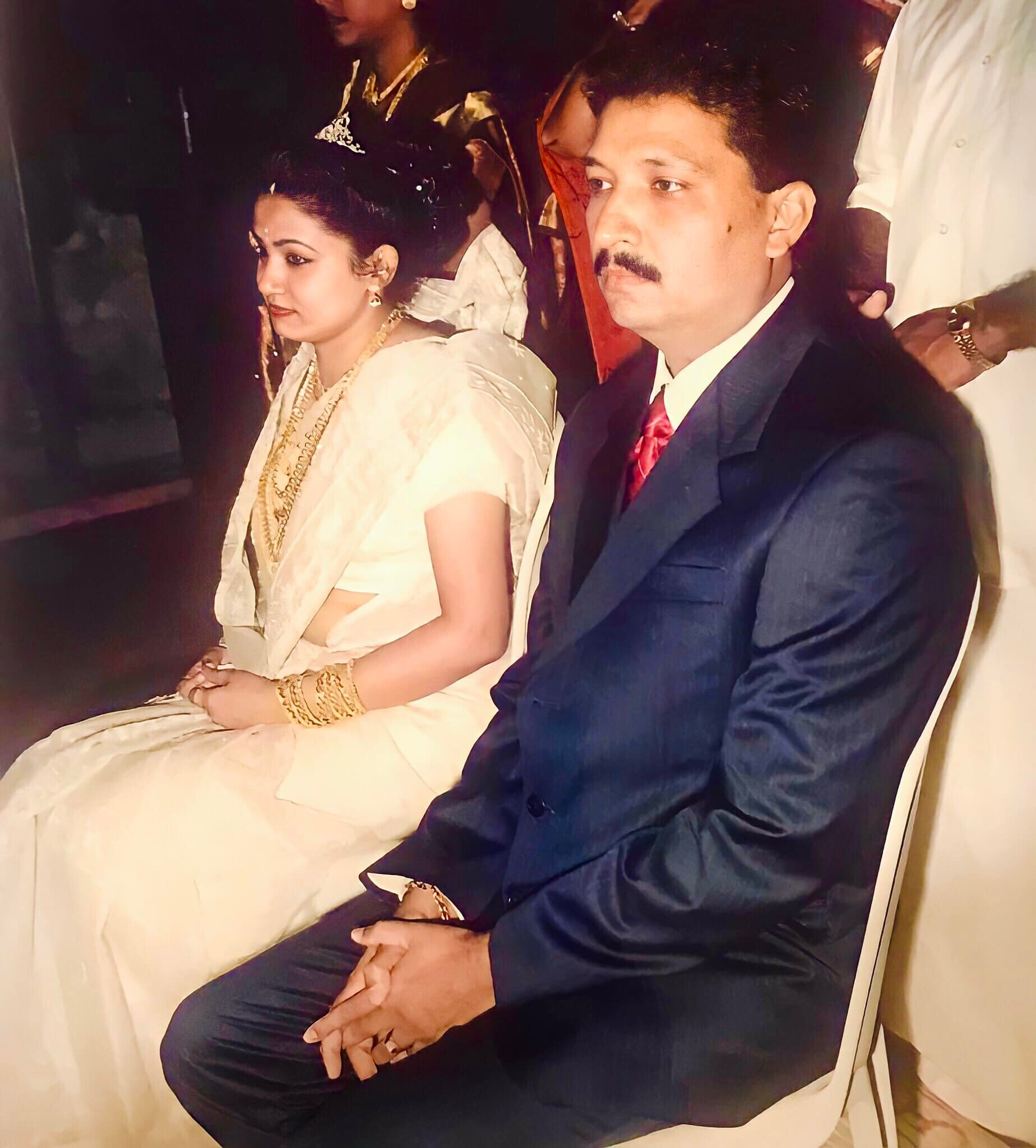 Esrthusband And Sunil Abraham 83 - 8xs041d