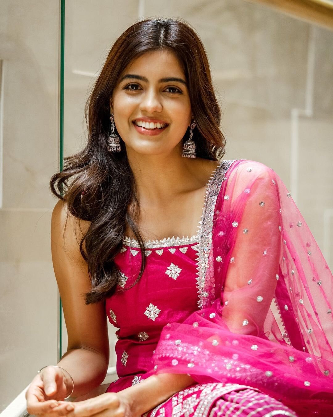 అమృత.. అమృతం తాగిందా (ఫొటోలు) అమృత.. అమృతం తాగిందా (ఫొటోలు)