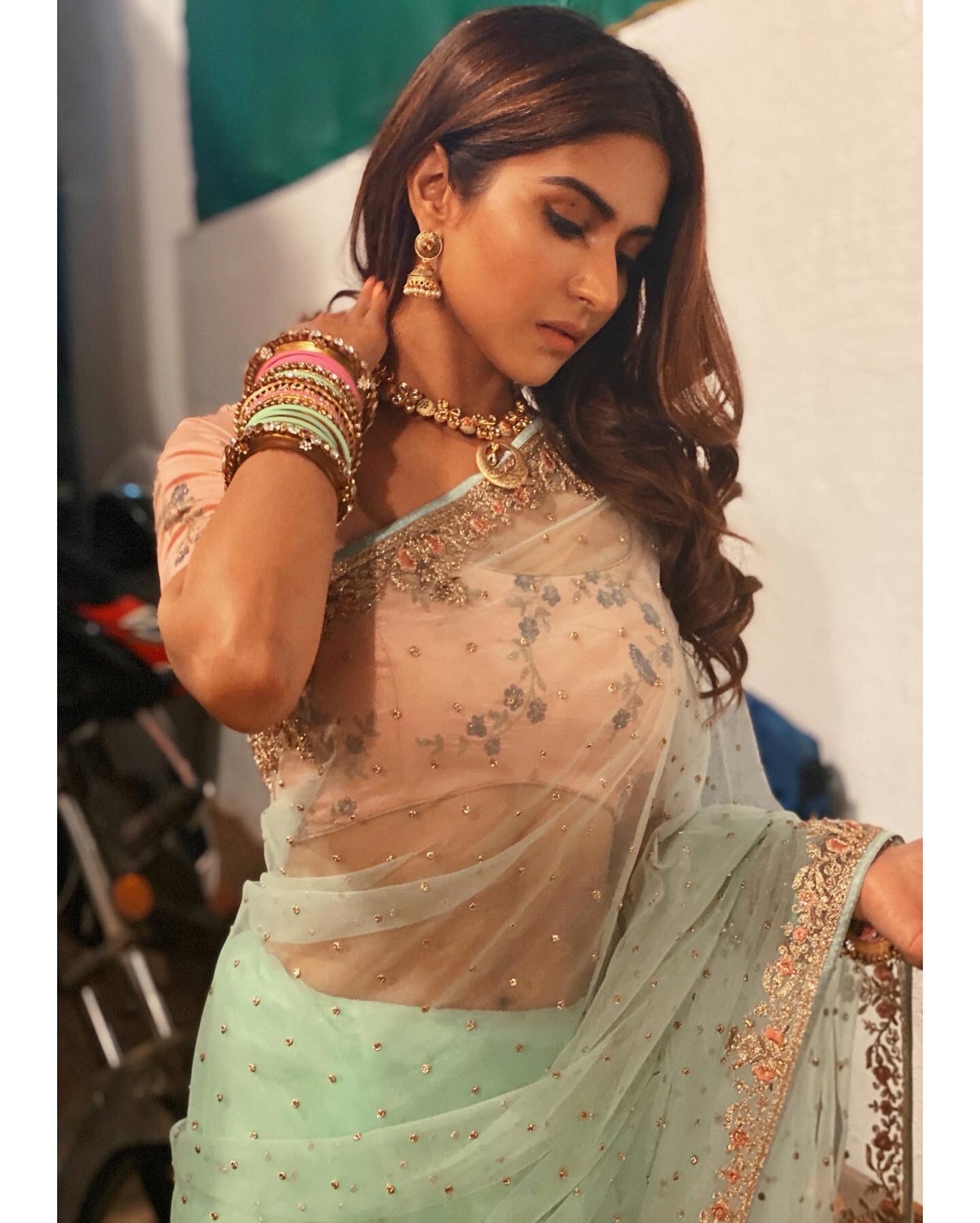 స్టార్ కిడ్..ఎక్స్పోజింగ్కు ఎన్ఓసీ (ఫొటోలు) స్టార్ కిడ్..ఎక్స్పోజింగ్కు ఎన్ఓసీ (ఫొటోలు)
