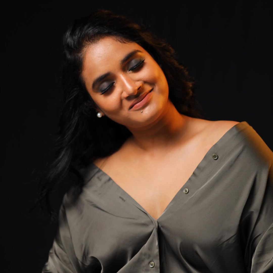సౌమ్య..పేరులోనే సౌమ్యం (ఫొటోలు) సౌమ్య..పేరులోనే సౌమ్యం (ఫొటోలు)