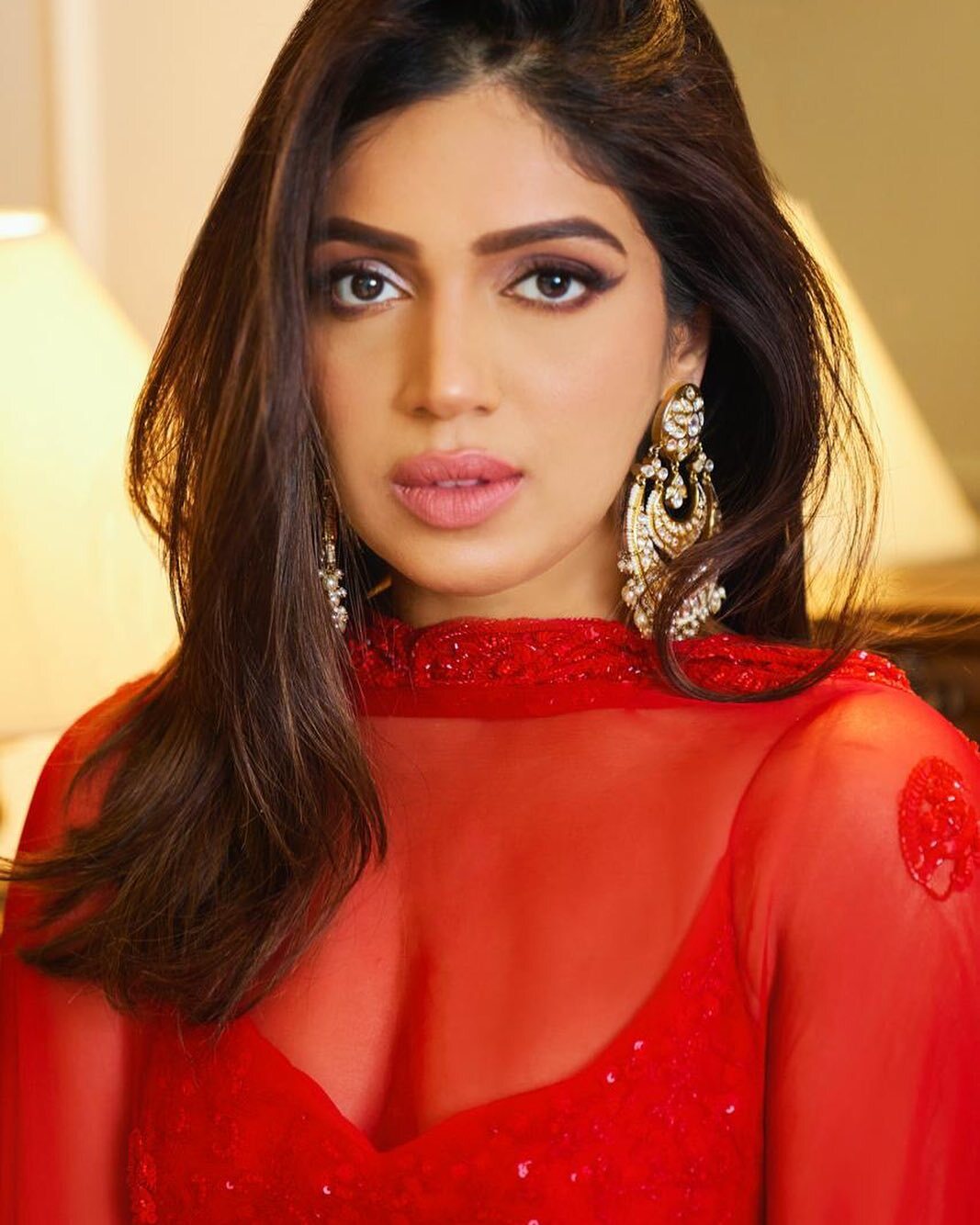 ఫొటో షూట్లో రెచ్చిపోయిన లేడీ కిల్లర్..భూమి పెడ్నేకర్ (ఫొటోలు) ఫొటో షూట్లో రెచ్చిపోయిన లేడీ కిల్లర్..భూమి పెడ్నేకర్ (ఫొటోలు)