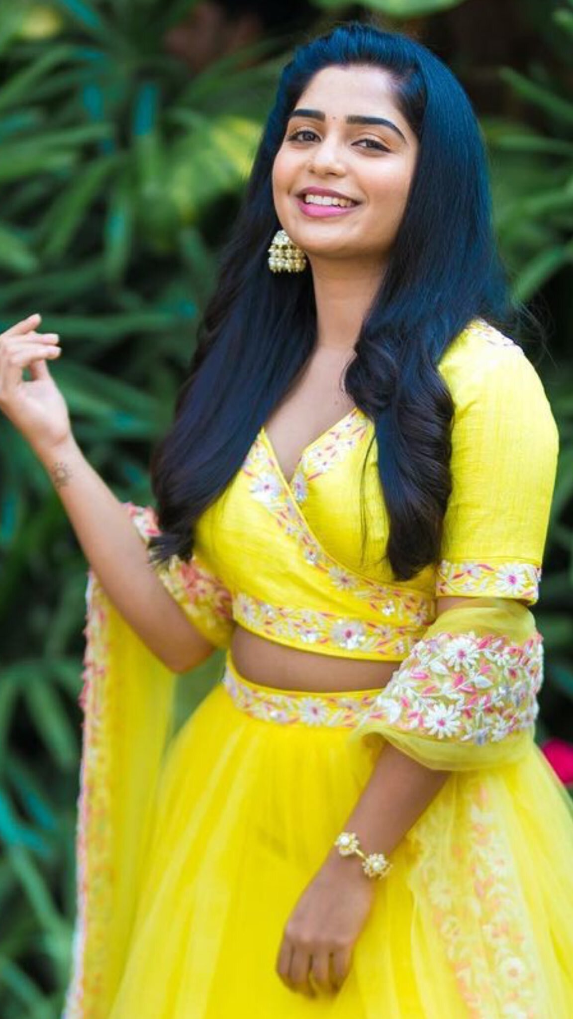 ముద్దుగా ఉన్న టాలీవుడ్ కొత్త శ్రీదేవి (ఫొటోలు) ముద్దుగా ఉన్న టాలీవుడ్ కొత్త శ్రీదేవి (ఫొటోలు)