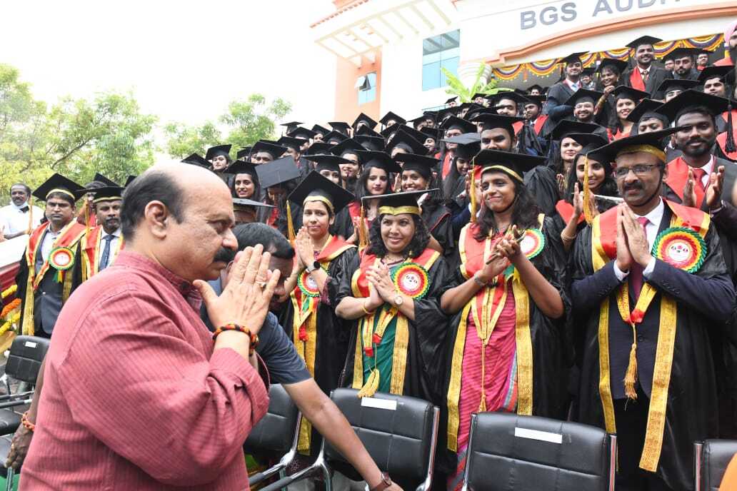 ಆದಿಚುಂಚನಗಿರಿ ವೈದ್ಯಕೀಯ ಮಹಾವಿದ್ಯಾಲಯದ ಪದವಿ ಪ್ರದಾನ ಸಮಾರಂಭದಲ್ಲಿ ಸಿಎಂ ಭಾಗಿ