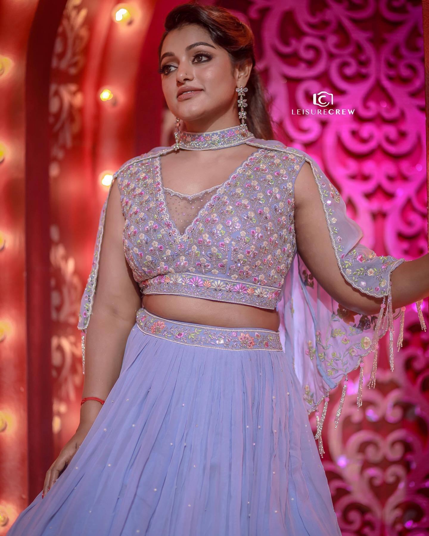 Anchor Meera Anil latest photos goes viral | വന്നു...കണ്ടു...കീഴടക്കി ...