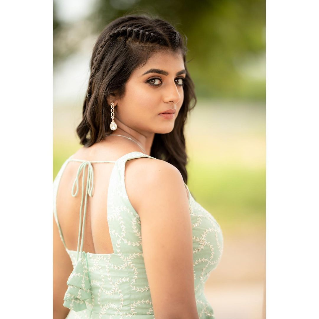 PHOTOS 