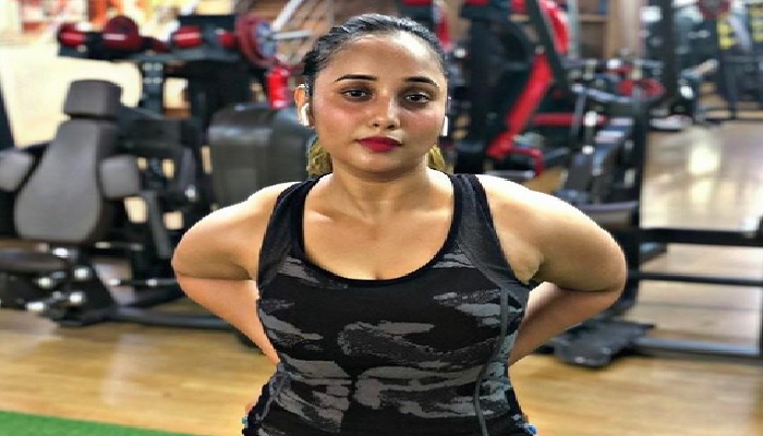जिम में भोजपुरी एक्ट्रेस रानी चटर्जी की हुई ऐसी हालत, खुद ही कहने लगीं- 'मैं पानी पानी हो गई' जिम में भोजपुरी एक्ट्रेस रानी चटर्जी की हुई ऐसी हालत, खुद ही कहने लगीं- 'मैं पानी पानी हो गई'