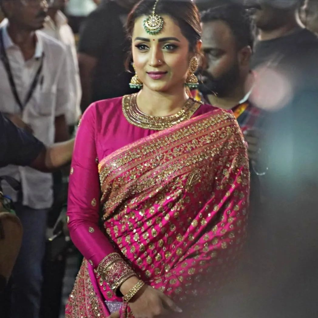 Actress Trisha Made Gorgeous Entry In Ponniyin Selvan Trailer Launch