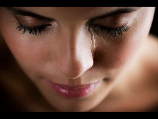 Crying- കരയണോ.. കരഞ്ഞോളൂ... കരയുന്നത് ആരോഗ്യത്തിന് നല്ലതാണത്രേ..!! Crying- കരയണോ.. കരഞ്ഞോളൂ... കരയുന്നത് ആരോഗ്യത്തിന് നല്ലതാണത്രേ..!!