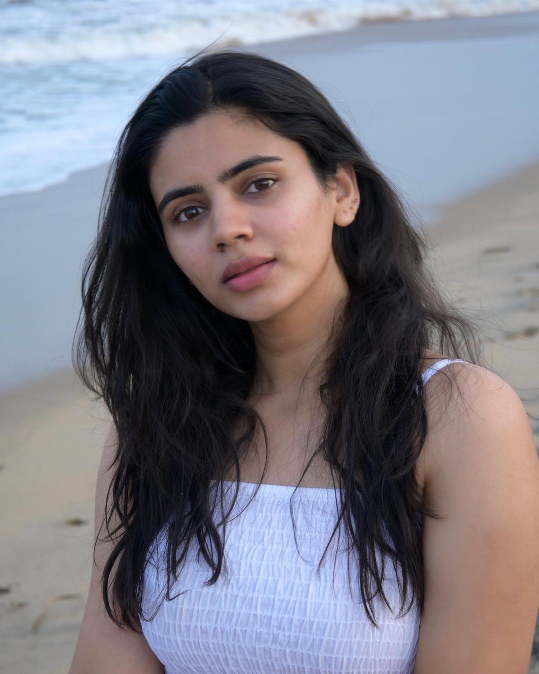 సౌందర్య నంజుండన్ - మైమరిపించే సోయగం (ఫొటోలు) సౌందర్య నంజుండన్ - మైమరిపించే సోయగం (ఫొటోలు)