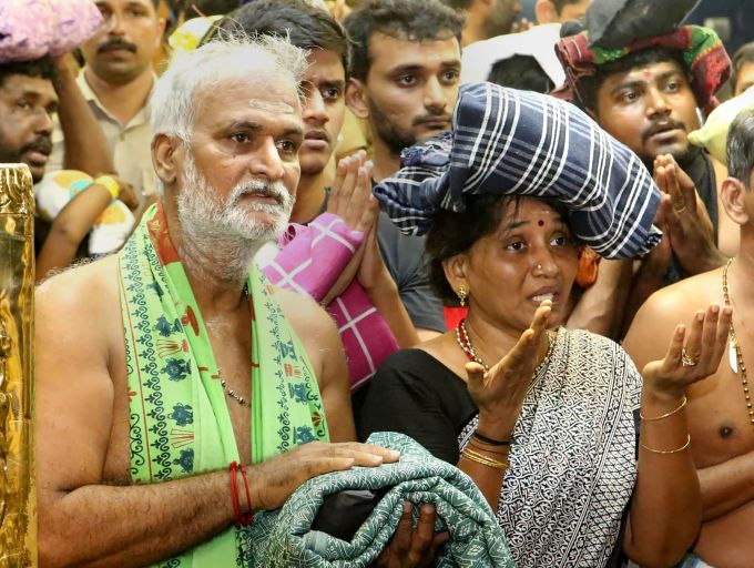 News In Photos (8 December 2022) | Photos Of Top News Today - Oneindia Gallery News In Photos (8 December 2022) | Photos Of Top News Today - Oneindia Gallery