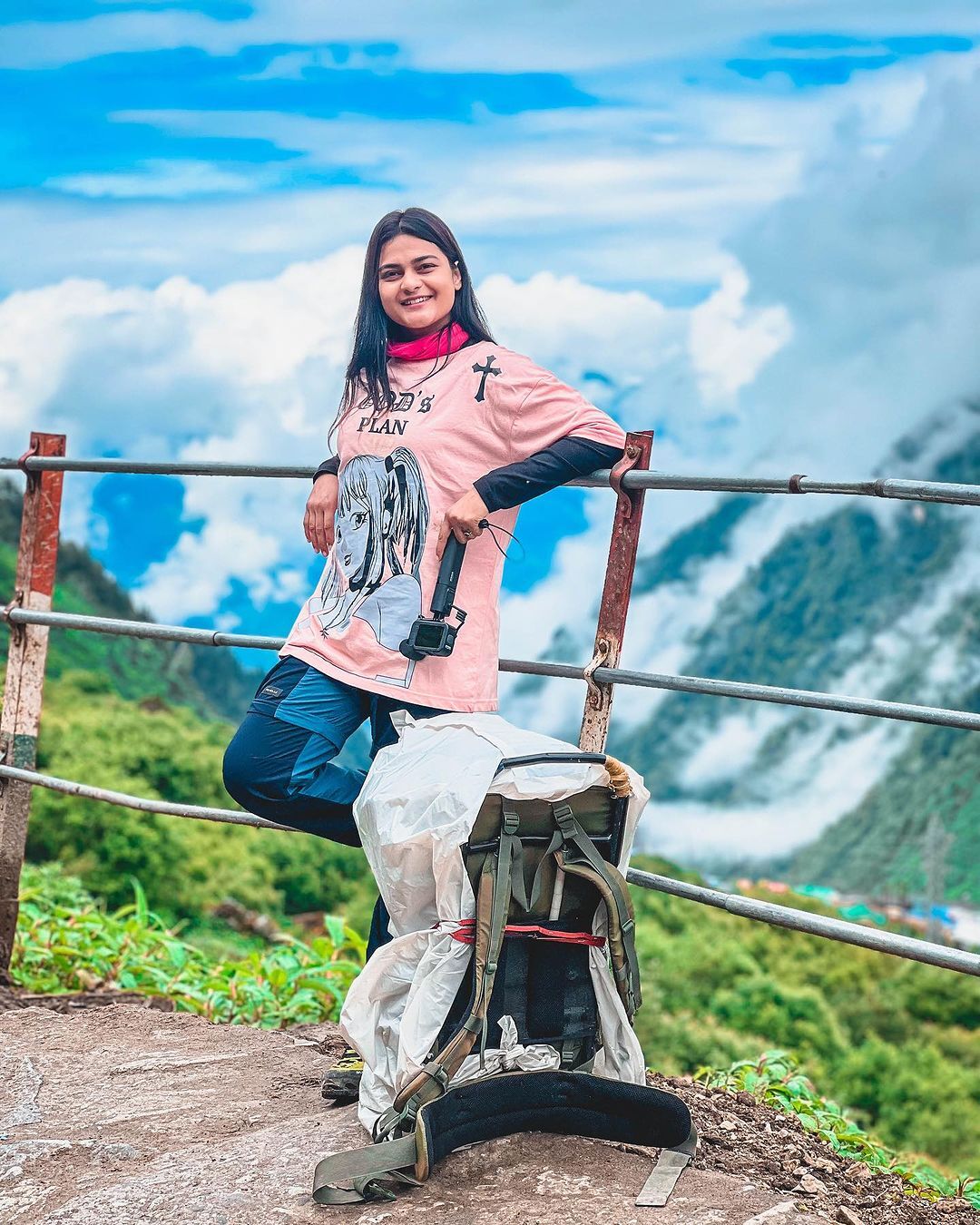 कौन है केदारनाथ में प्रेमी को प्रपोज करने वाली लड़की, हर महीने Youtube ...