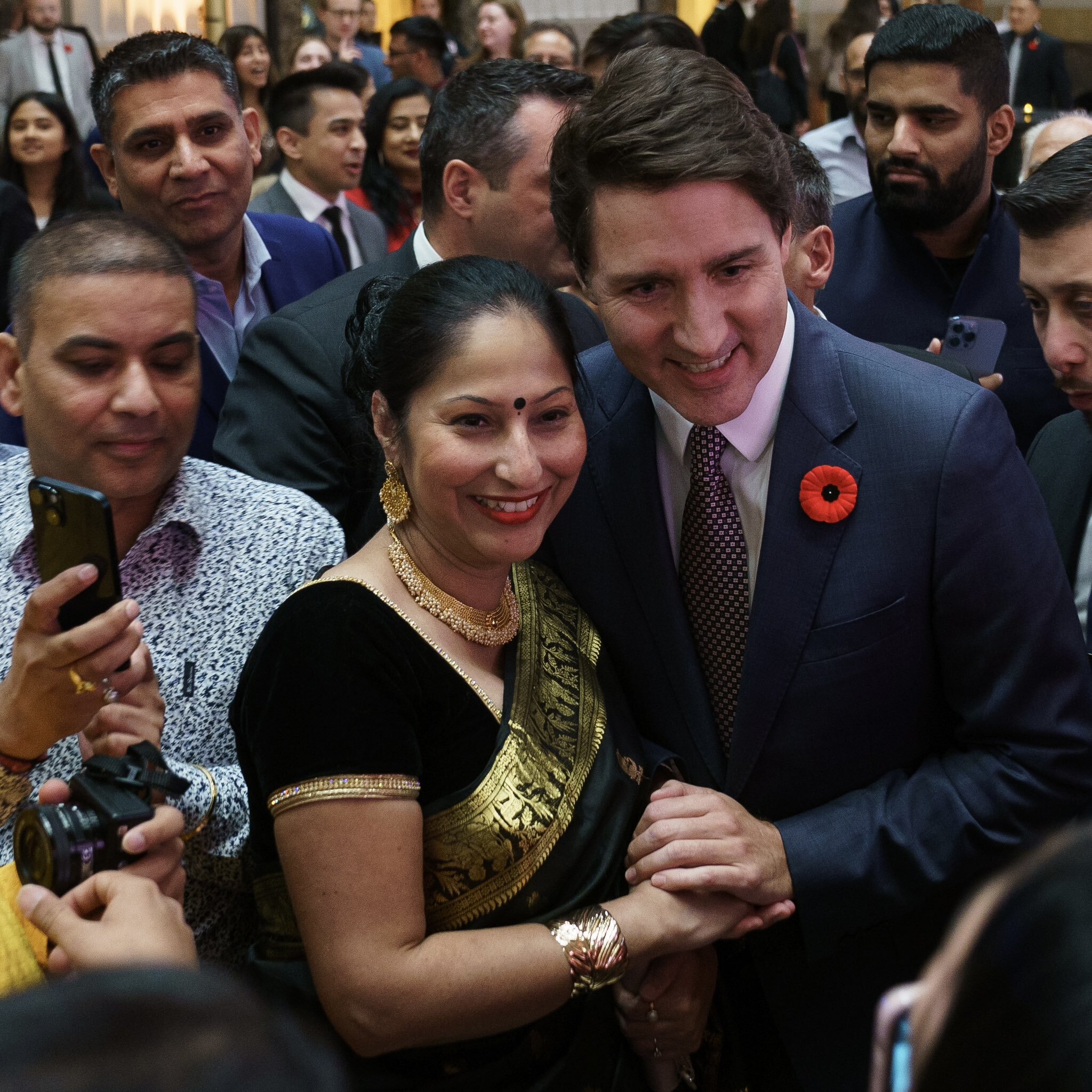 In Pics Trudeau Joins Indian Community For Diwali In Ottawa Photos HD